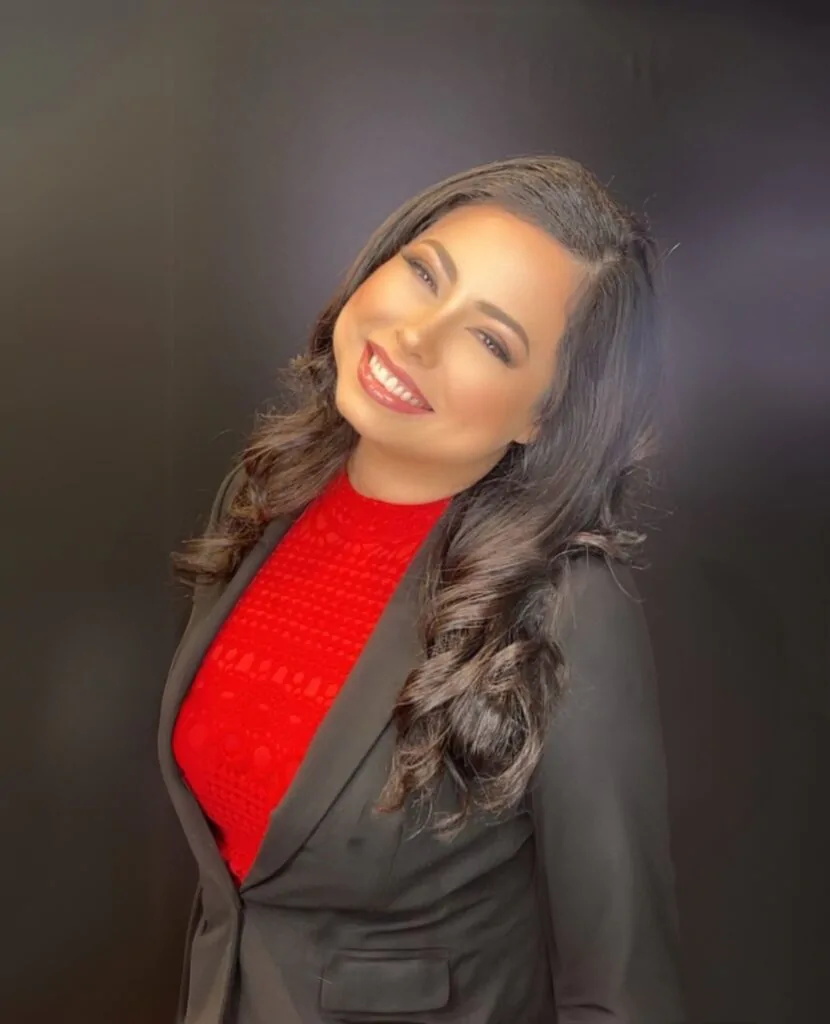 Esmeralda Hernandez